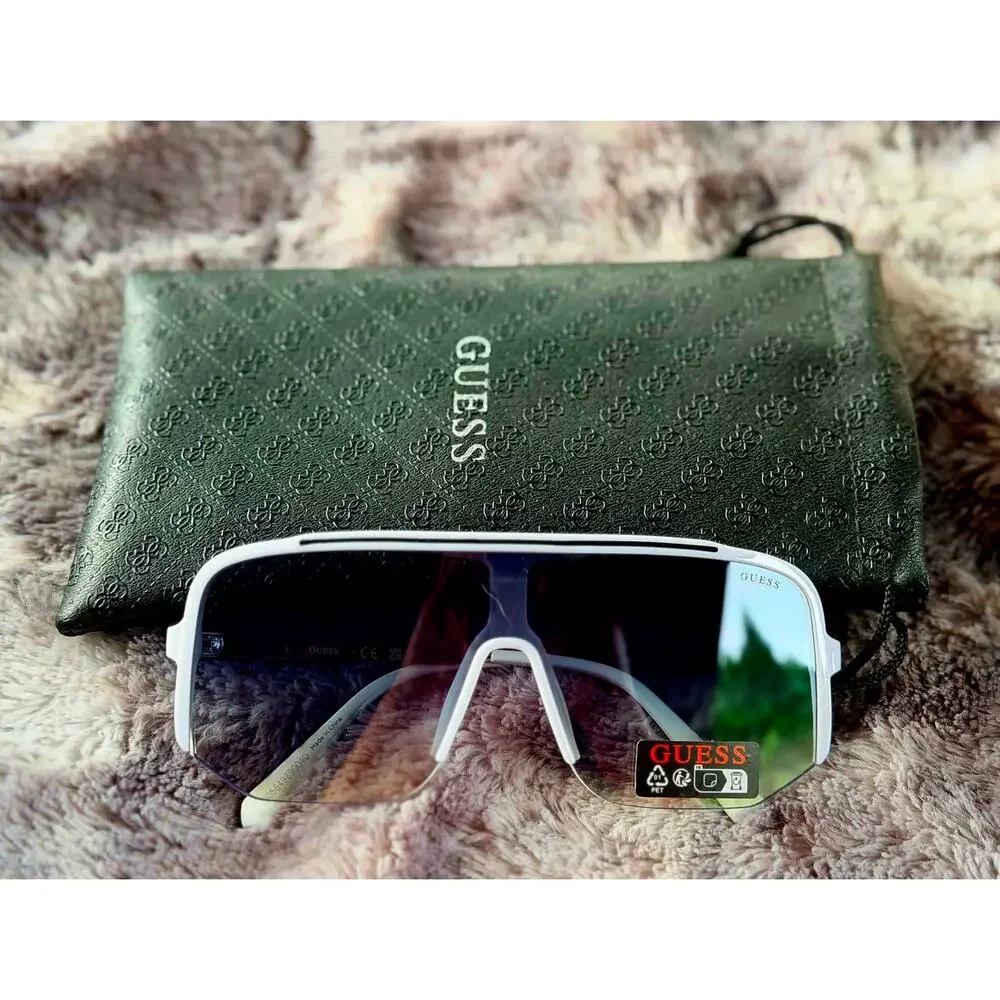 GUESS Factory White Shield Sunglasses with Blue Gradient Lenses NWT 🔥